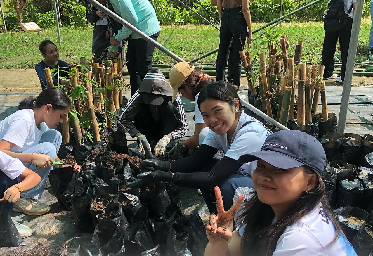 Propagating Black Bamboo with CWTS Trainees